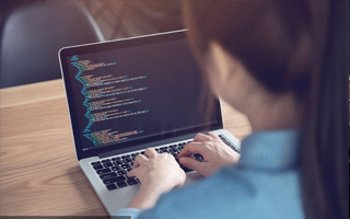 伊犁哈萨克 ,php声明和调用变量的符号是什么？